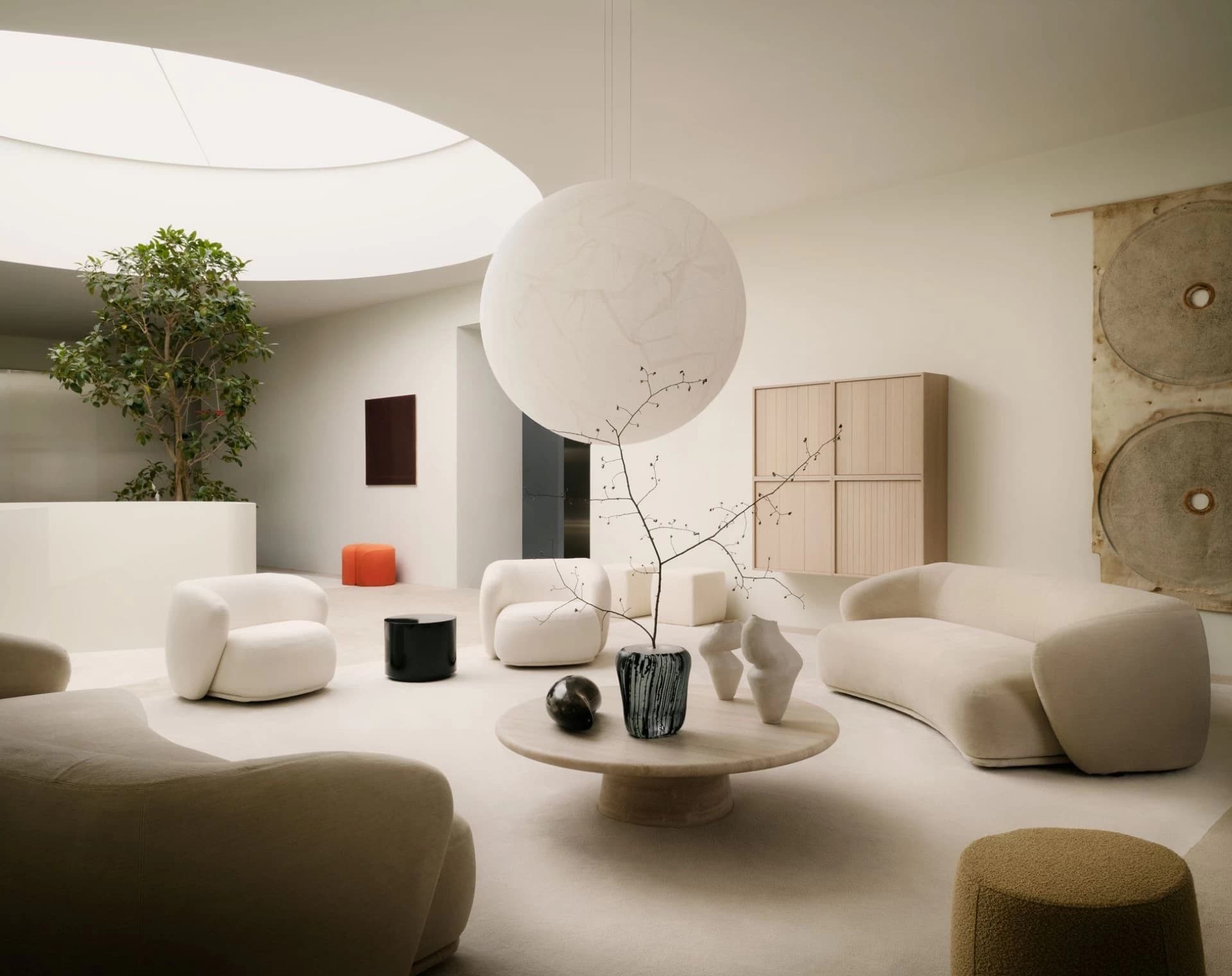 high-end-italian-furniture-showroom-in-central-milan-barberini-interiors