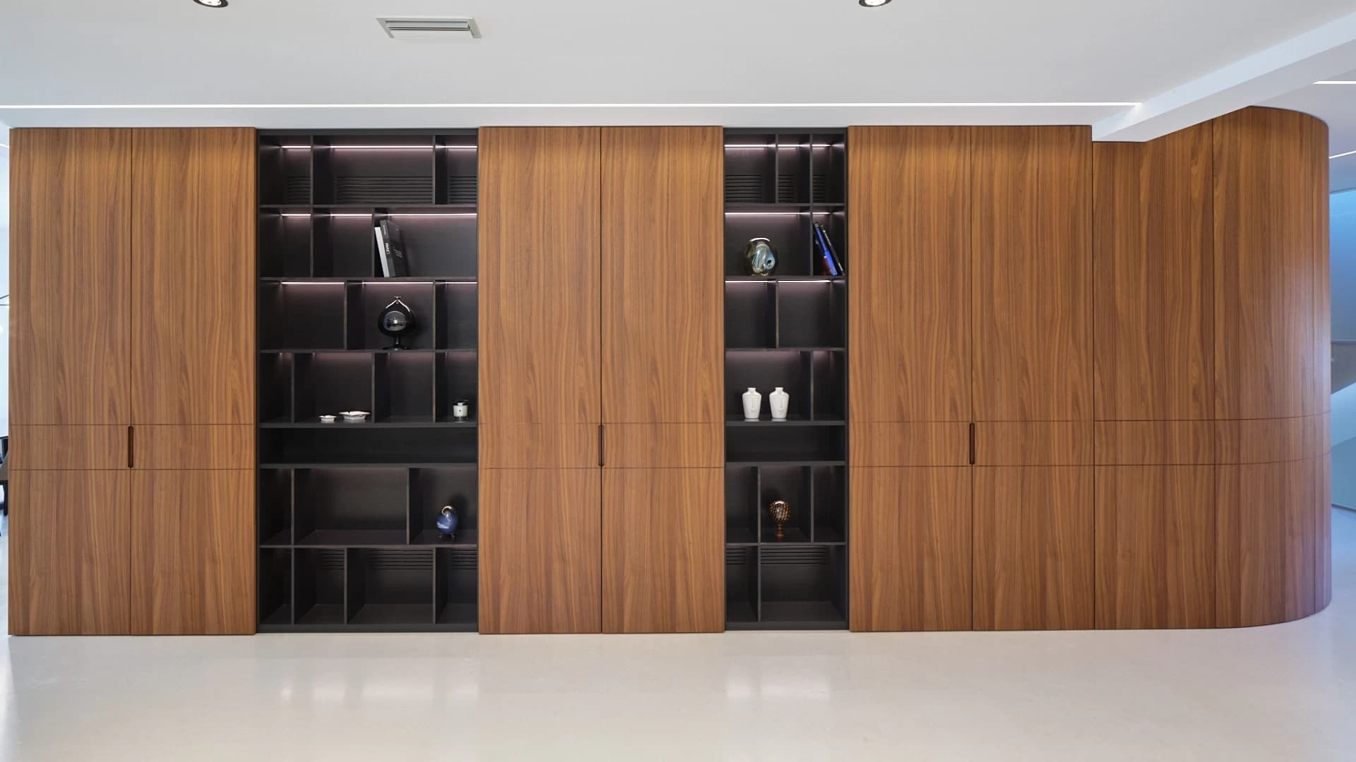private-villa-marche-custom-interios