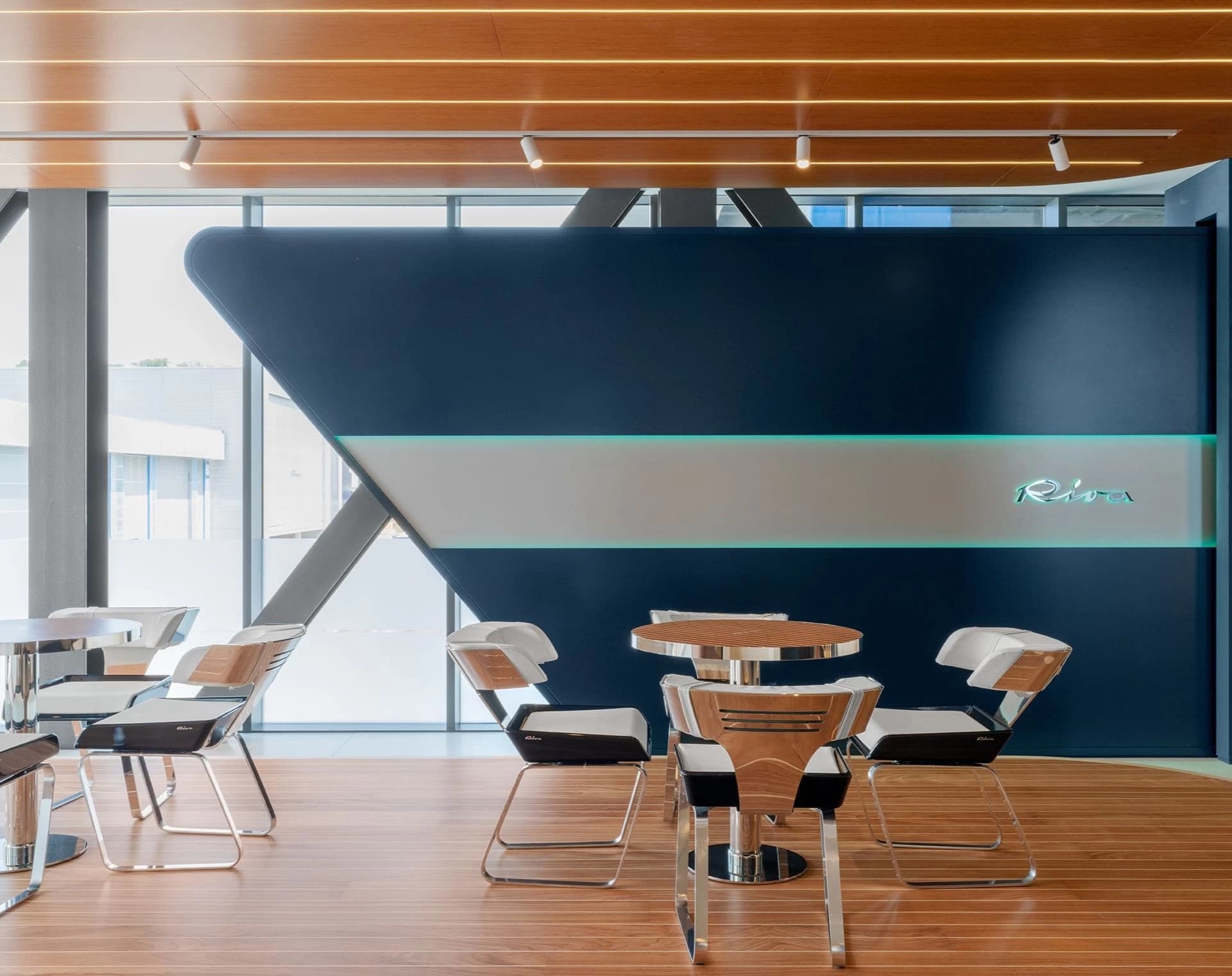 high-end-corporate-space-at-riva-barberini-interiors